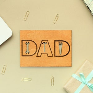 DAD Tools Tarjeta del Día del Padre, Regalo Personalizado Para Papá, Tarjeta Primer Día del Padre, Tarjeta Día del Padre, Regalo Día del Padre Del Niño, Amante de las Herramientas