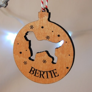 Hund Weihnachtsdekoration, Hund Ornament Tierliebhaber Weihnachtsgeschenk, Weihnachtsbaum Dekoration, Baumschmuck aus Holz, Personalisierte Hundedekoration