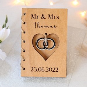 Carte de mariage en bois personnalisée, carte de célébration de mariage de couple, cadeau de mariage, couple marié, carte de couple nouvellement marié