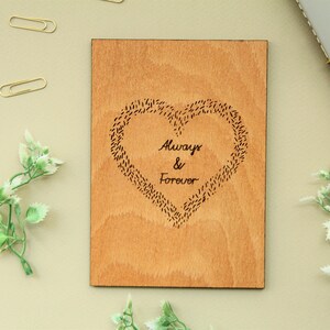 Always & Forever Wood Anniversary Card [Carta personalizzata, 5 ° anniversario, Biglietto per l'anniversario di 5 anni, Regalo di anniversario di legno, Biglietto di nozze]