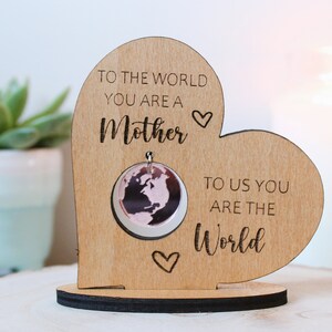 Regalo personalizado para el Día de la Madre, Recuerdo único Regalo del Día de la Madre, Regalo personalizado para mamá, Firmar para mamá, Para nosotros eres el mundo