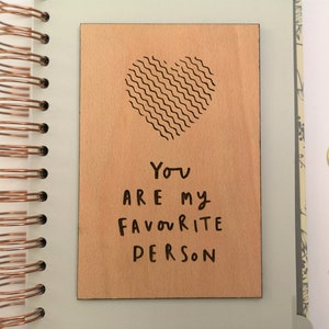 Tarjeta de aniversario, usted es mi persona favorita, tarjeta de día de la madre, tarjeta para mamá, tarjeta de día de la madre de madera, tarjeta de aniversario, tarjeta de cumpleaños