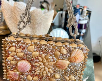 Pochette in cristallo con conchiglia fatta a mano - Borsa da sera Luxe Mermaidcore, borsa vistosa