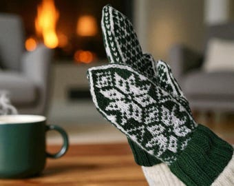 Moufles nordiques en laine tricotées à la main : gants d'hiver verts et blancs