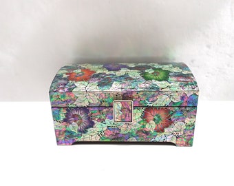 Mother of Pearl Jewelry Box: Flower Design Wood Purple White