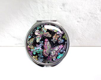 Mother of Pearl Compact Mirror: Butterfly Design, Black