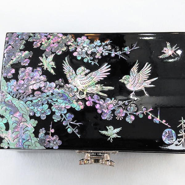 Mother of Pearl Jewelry box, Inlaid mother of pearl box, Jewelry storage, Wooden box, Black color, Cherry blossoms and birds