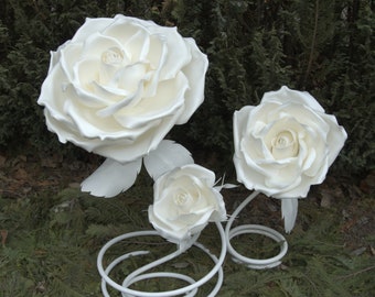 Extra Large Standing Rose for Wedding, Oversized Foam Flower, Wedding Aisle Decor, Bridal Shower Backdrop