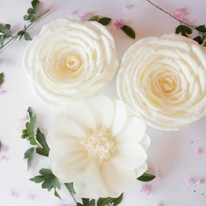 Fiori di carta crespa, decorazione da parete per l'infanzia, sfondo di fiori di carta, decorazione per baby shower, centrotavola per matrimoni, decorazione per camera per ragazze, fiore sospeso a parete