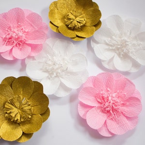 Nursery Wall Flowers, Baby Shower Decor, Small Paper Daisies, Birthday Party Props, Girl Nursery Decor