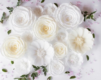 Juego de flores de papel crepé blanco: decoración para guarderías, bodas y fiestas.