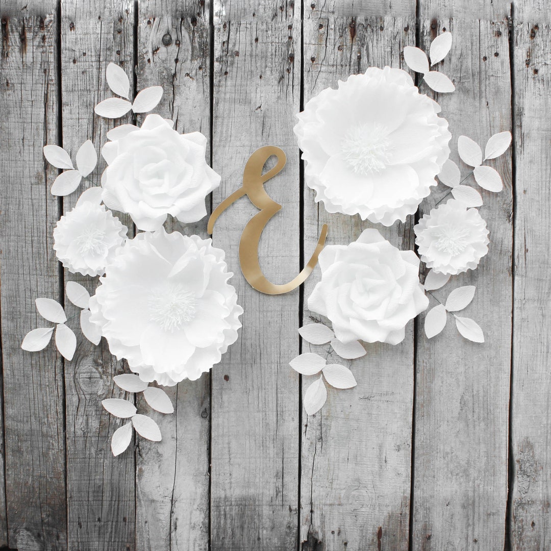 CREATCABIN Papierblumen Set - 5 Stück, Weiß - 25cm & 12cm - 3D Wanddekoration Für Hochzeit & Party