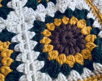 CROCHET PATTERN Sunflower Granny Square Blanket (digital)