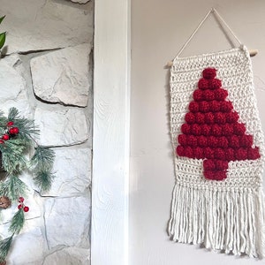 Gehaakte kerstboom muur opknoping afbeelding 1