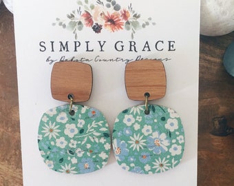 Boucles d'oreilles bohème carrées arrondies en cuir de liège véritable et bois printanier, cadeau pour enseignant, cadeau de fête des mères, cadeau d'anniversaire