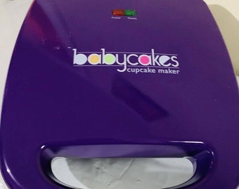 Babycakes Antihaft Cupcake Maker in Lila - Für 6 Mini Cupcakes CC-62