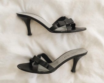 vintage leather kitten heels - 90s y2k Charles David black slide sandal (size 8)