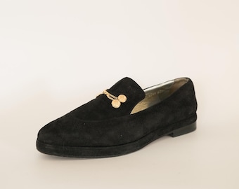 vintage Joan & David suede loafers – 80s 90s black leather gold chain detail (size 8)