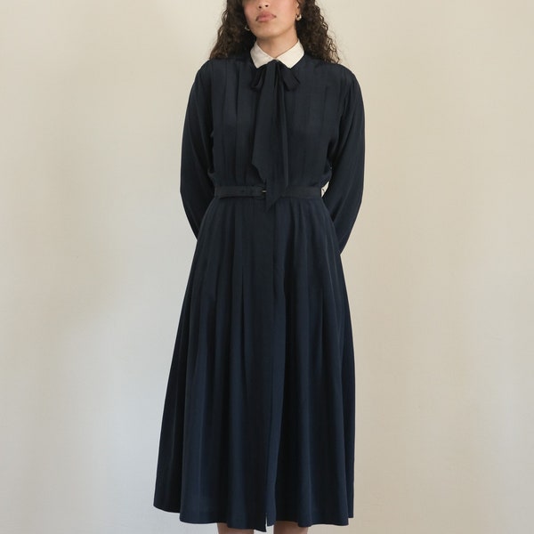 ralph lauren pleated silk dress - 70s 80s vintage navy blue pleated silk linen pussybow necktie belted long sleeve midi dress (s - m)