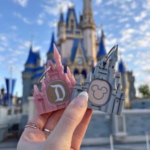 Castle Magic Band Buddy - Disney MagicBand+ Plus Puck Holder Icon Keeper