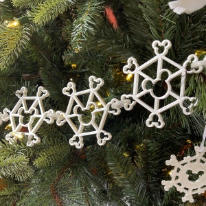 Snowflake Linked Garland