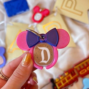 70 Jahre Jubiläum Magic Band Buddy - Disney MagicBand+ Plus Puckhalter Icon kei