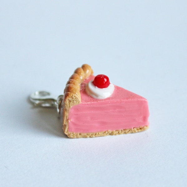 Breloque tranche de tarte aux fraises, Breloques en pâte polymère, breloque mets gastronomique, bijoux mets culinaires, breloque dessert, cadeaux pour elle, breloque citrouille