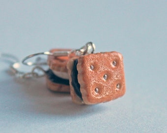 S'more Earrings, Miniature Food, Polymer Clay Charms, Food Earrings, Graham Cracker Earrings, Food Jewelry, Marshmallow Earrings