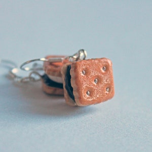 S'more Earrings, Miniature Food, Polymer Clay Charms, Food Earrings, Graham Cracker Earrings, Food Jewelry, Marshmallow Earrings