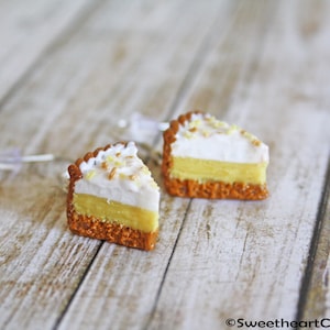 Coconut Cream Pie Slice Earrings, Polymer Clay Earrings, Food Earrings, Food Jewelry, Pie Earrings, Dessert Jewelry, Pie Earrings, Pie Charm
