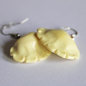 Dumpling Earrings, Miniature Food, Polymer Clay Charms, Food Earrings, Kawaii Earrings, Cute Earrings, Miniature Dumplings