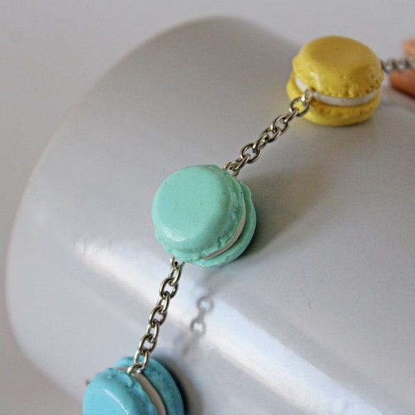 Bracelet macaron arc-en-ciel 23 cm, bracelet en pâte polymère, nourriture miniature, bijoux nourriture, bijoux nourriture miniature, bracelet nourriture, bijoux macaron