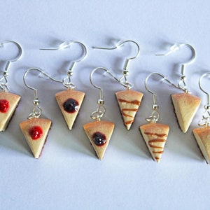 Cheesecake Slice Earrings, Polymer Clay Earrings, Food Earrings, Food Jewelry, Cheesecake Earrings, Cheesecake Jewelry, Cheesecake Charm