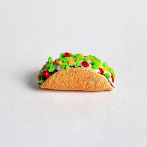 Taco Magnet, Miniature Food, Polymer Clay Charms, Food Magnet, Kawaii Magnet, Cute Magnet, Polymer Clay Magnet, Fridge Magnet, Whiteboard