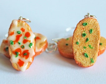 Garlic Bread Earrings, Polymer Clay Earrings, Garlic Bread Charm, Kawaii Jewelry, Food Jewelry, Food Earrings, Garlic Toast Earrings