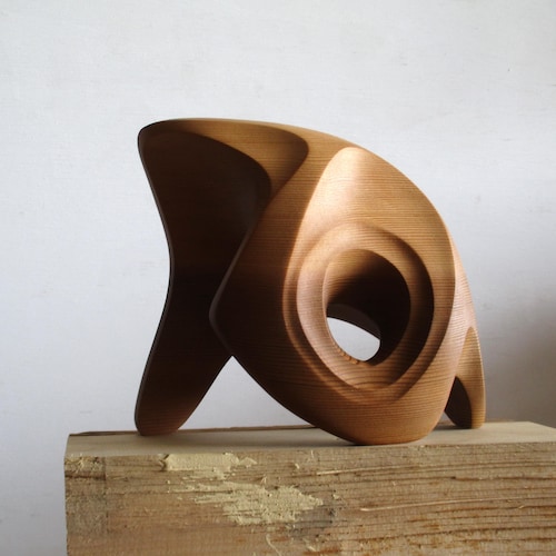 Arch No.61 - オリジナル抽象木彫 - 2024年 - ワックスでバスウッドを