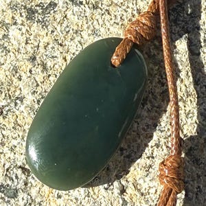 Jade Pendant Necklace, Natural Nephrite Jade, Jade Māori Style Pendant, Oval Shape Jade Necklace Men, Green Jade Necklace.