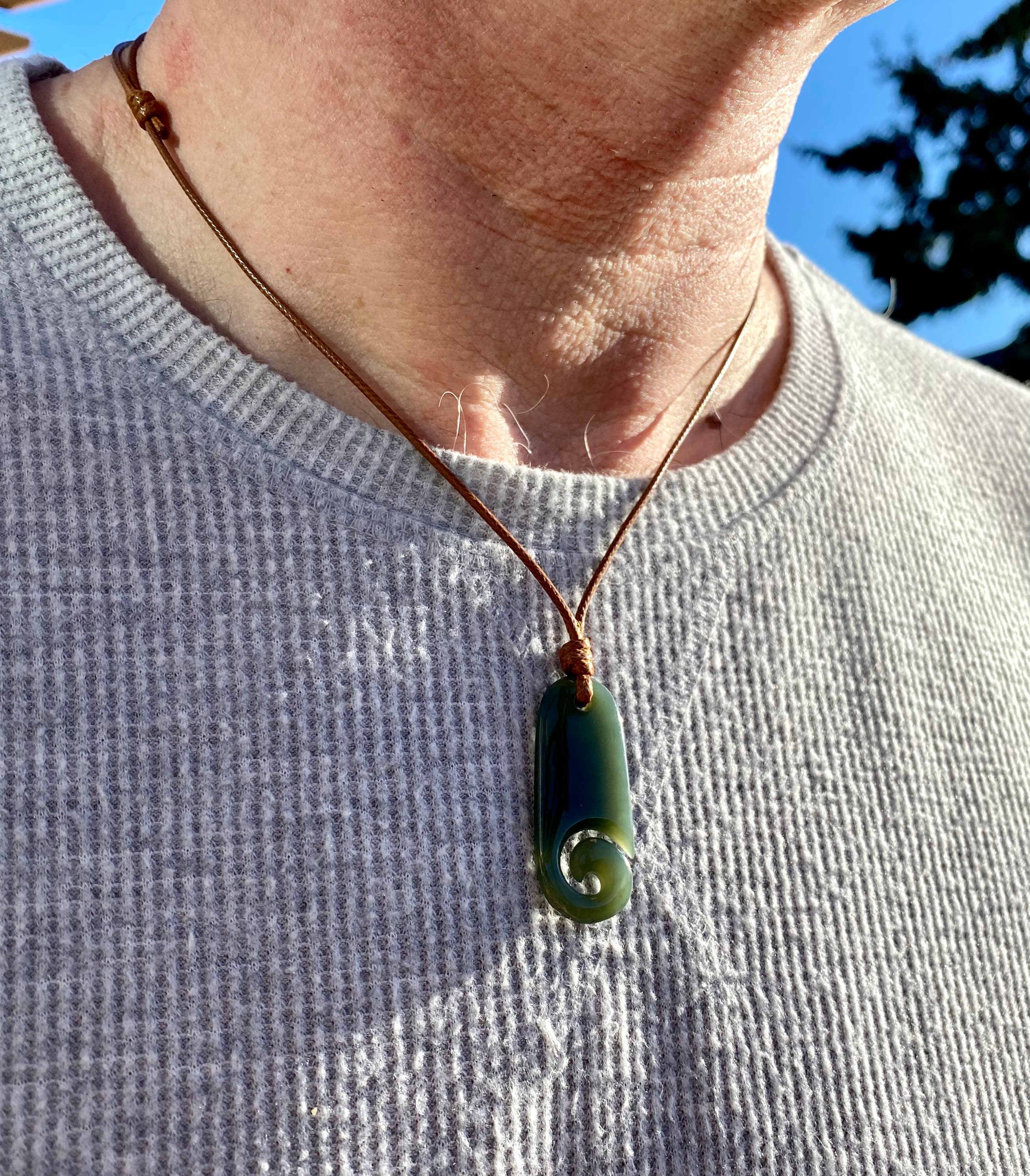 Mens jade sales pendant necklace