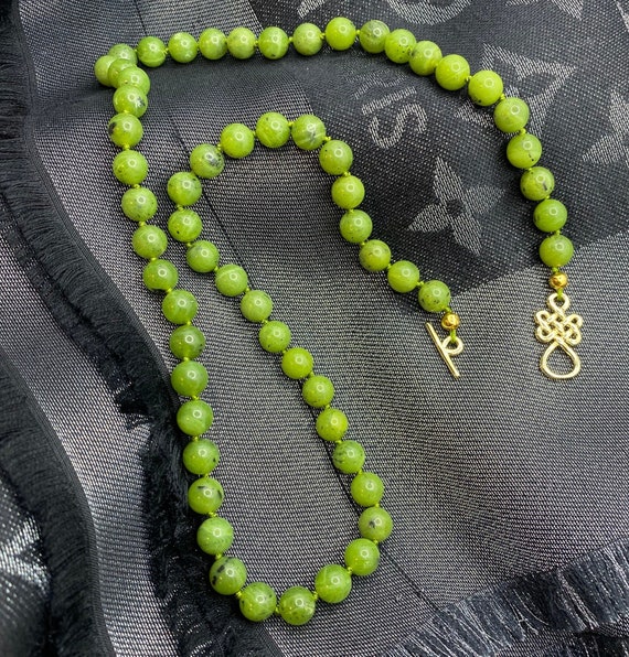 カナダ産翡翠ネックレス、グリーン翡翠ビーズネックレス、カナダ産翡翠
