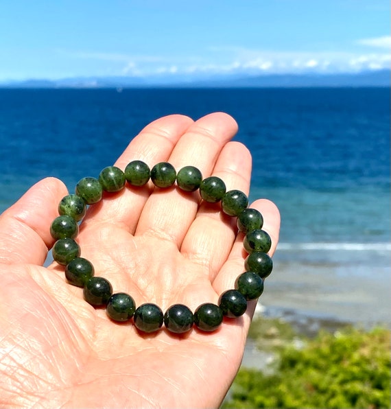 Yin Yang Red Onyx and Green Jade Beaded Bracelet, Gem Stone Meditation