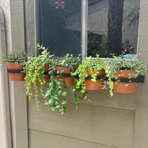 6 Inch Pot Holder, Handcrafted Iron Wall Planter for Succulents 6&quot; Pots - Indoor/Outdoor Garden Decor, Perfect for Porch and Patio