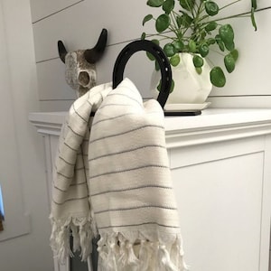 Horseshoe Towel Holder, Horseshoe Hand Towel Holder, Wall Mounted Hand Towel Holder, Wall Mounted Towel Ring, Horseshoe Equestrian Decor