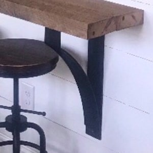 Floating breakfast bar support brackets