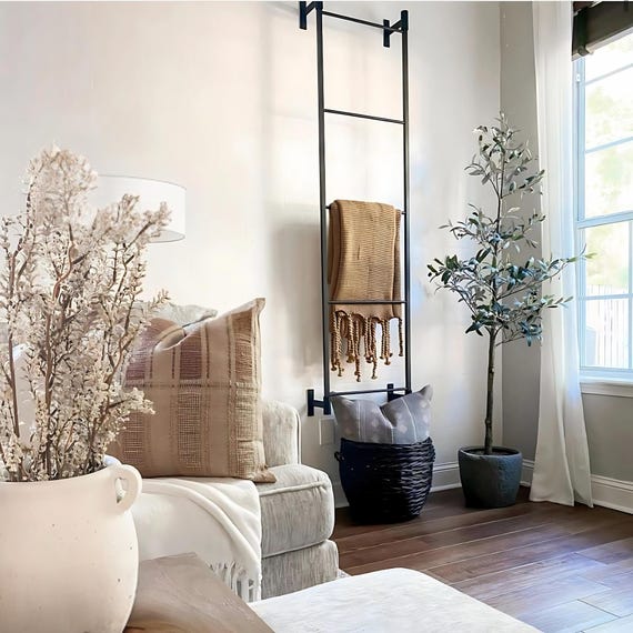 Wall Mounted Iron Blanket Ladder, Blanket Storage, Fall Décor