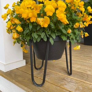 Elevated Planter, Raised Planter, Large Pot Holder, Platners and Large Pots, Flower Holder, Front porch decor, Spring Decor, Farmhouse