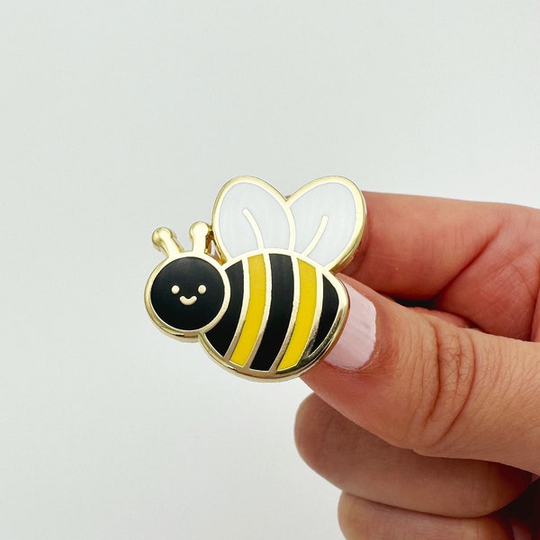 bee pin brooch,bee pin for jackets,bumble bee pin,bee enamel pin,cute bee gifts,bee brooch,bee lapel pin,insect pins,insect enamel pin,bees