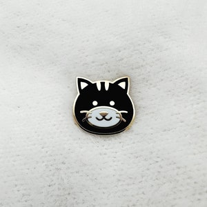 black cat pin,black cat enamel pin,black pin,cat pin enamel,cat pins for bag,kitten pin,animal pins,cute cat pin,cute black cat,cat enamel