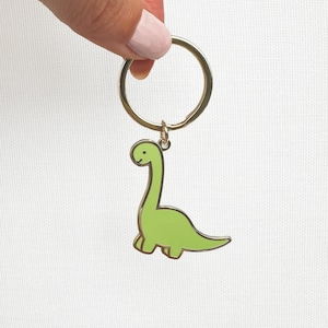 jurassic keychain,dinosaur keychain,dino gifts,dinosaur gifts,dinosaur gifts for adults,green keychain,green dinosaur,t rex keychain,trex
