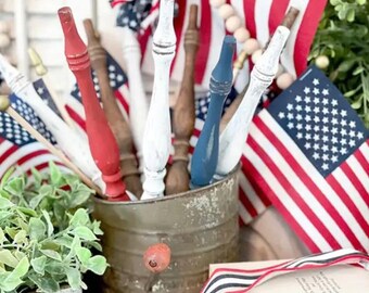 Vintage Decorative Patriotic Wood Spindle Set of 3