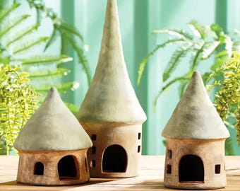 Vintage Medium Pixie House